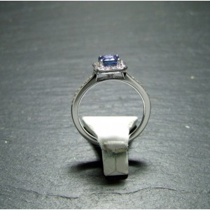 18ct  White Gold Tanzanite and Diamond Dress Ring