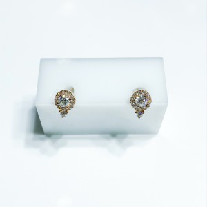 18ct Yellow Gold Diamond Cluster Style Earrings
