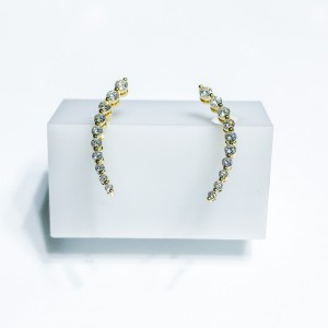 18ct Yellow Gold Diamond earrings