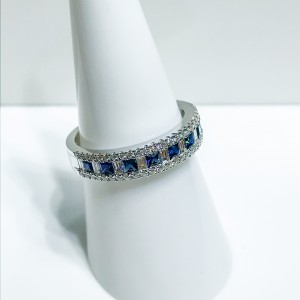 18ct White Gold Sapphire And Diamond Dress Ring